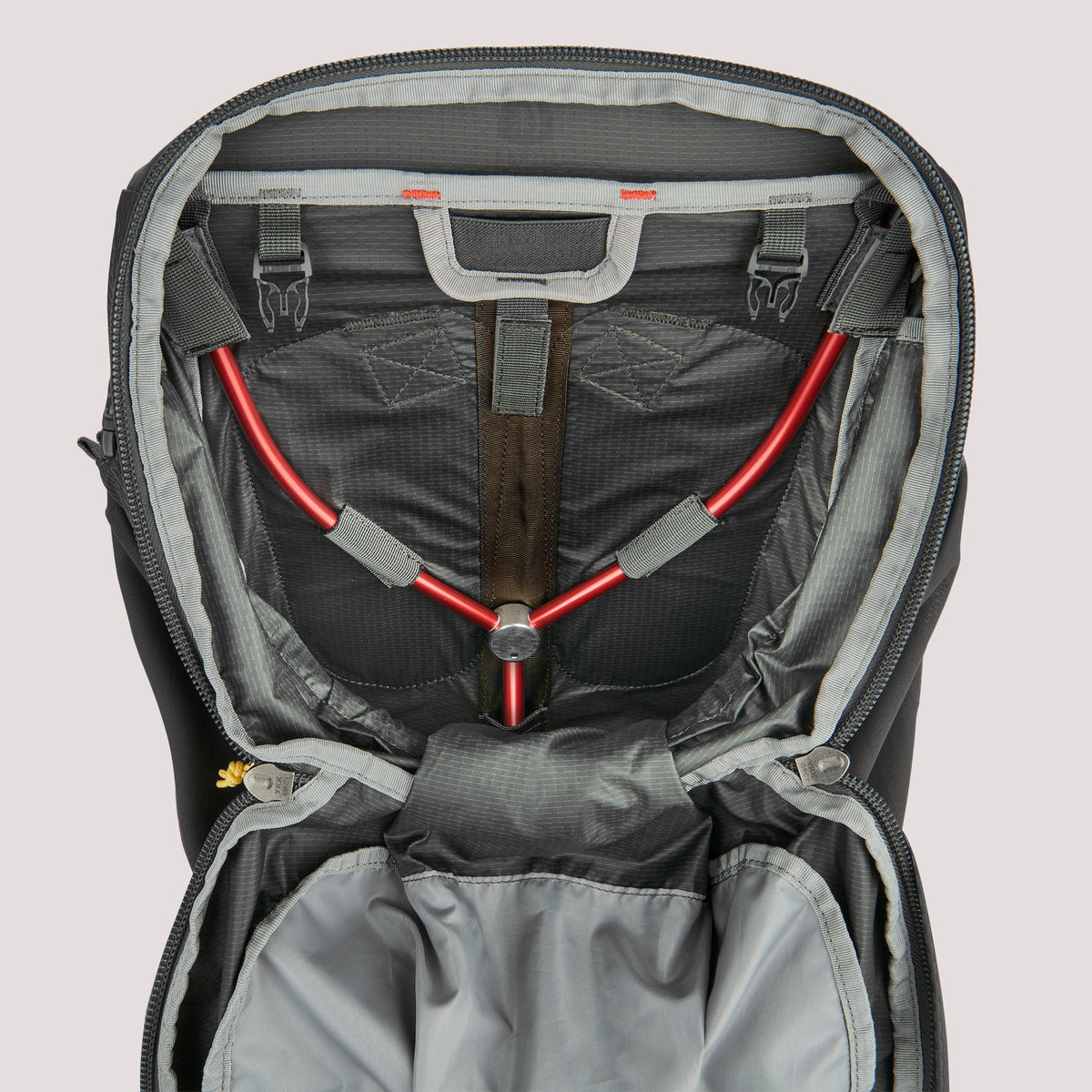 Sierra Designs Flex Capacitor 40–60L Backpack – Peat – S/M